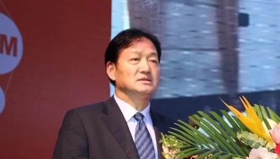 Após tragédia familiar, fazendeiro constrói maior granja de suínos do mundo