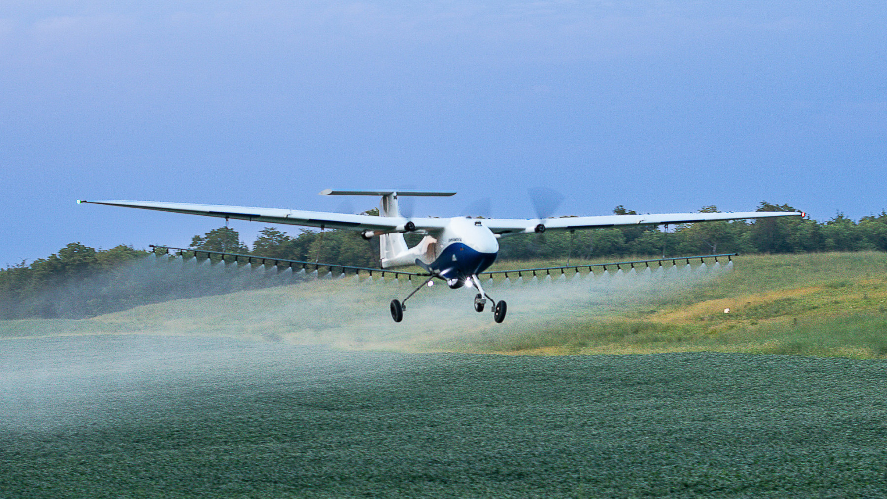 Synerjet e Pyka - aeronaves agricolas autonomas - Pelican Spray