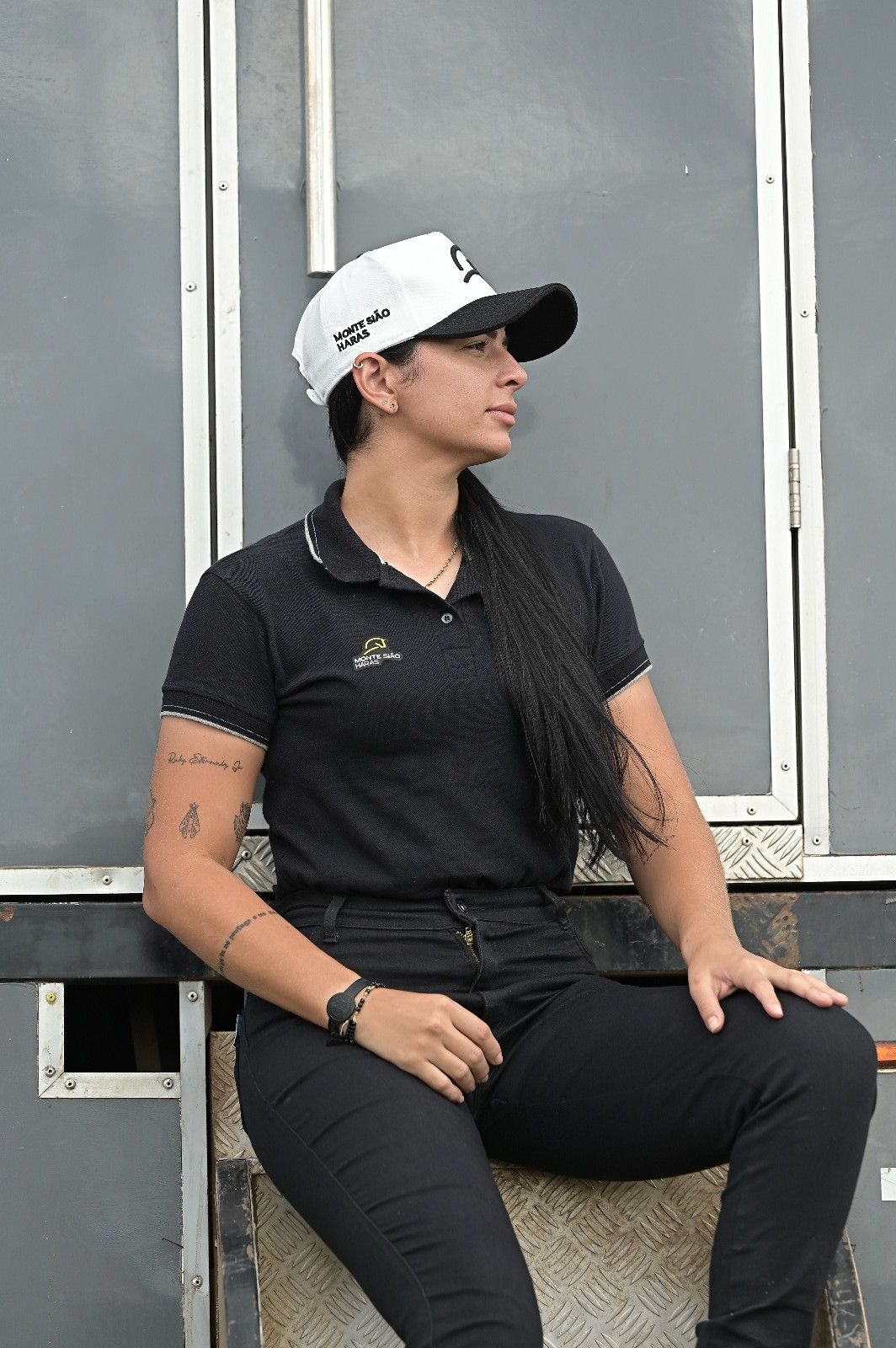 Atual Campeã Brasileira de Vaquejada, Dayane Pereira, na família Monte Sião Haras.