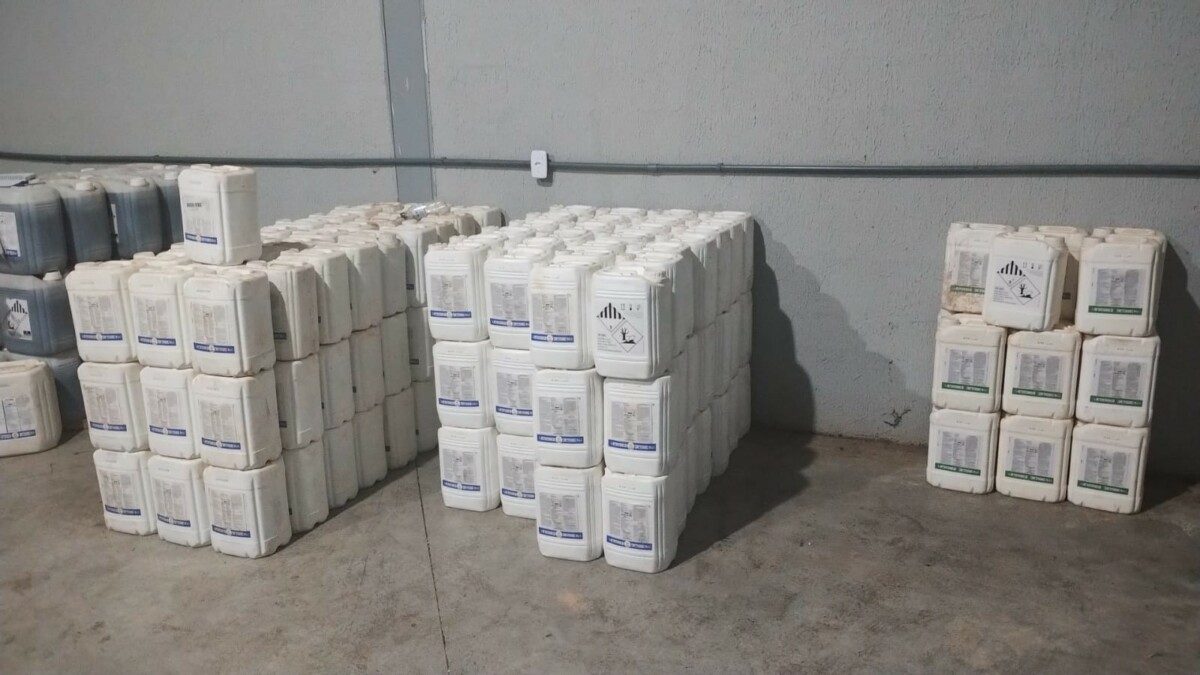 Ladrões causam prejuízo de R$ 1,5 milhão ao furtar defensivos agrícolas em fazenda