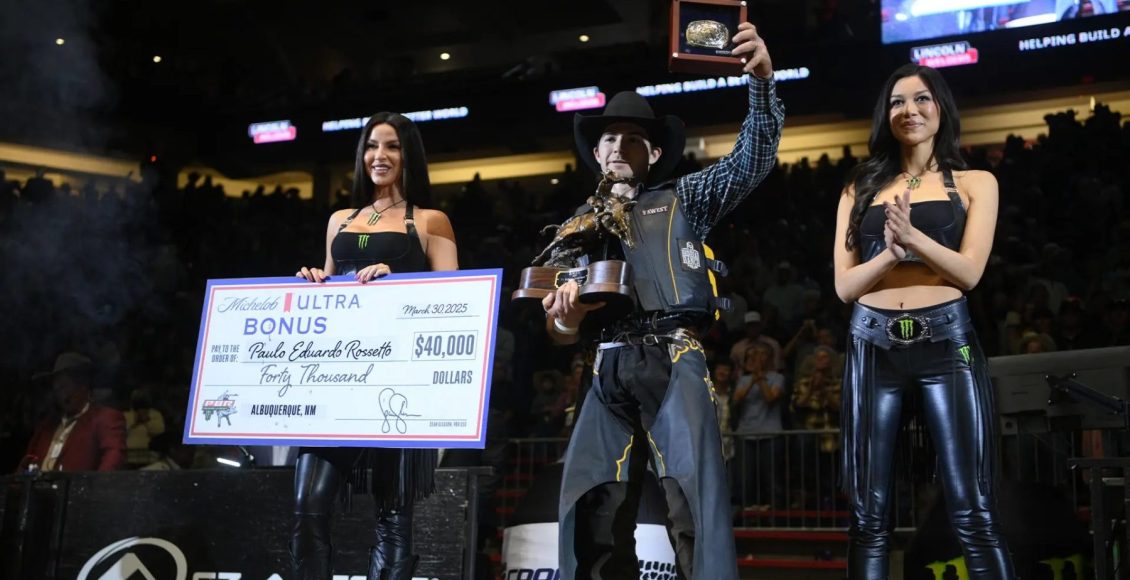 Paulo Eduardo Rossetto vence etapa do Ty Murray Invitational da PBR e coloca o Brasil no topo do mundo na disputa individual da montaria em touros