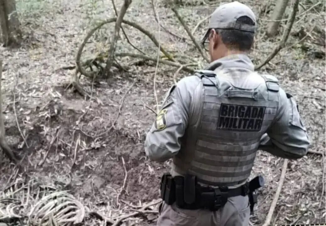 Brigada Militar descobre abatedouro clandestino de cavalos em assentamento no sul do RS