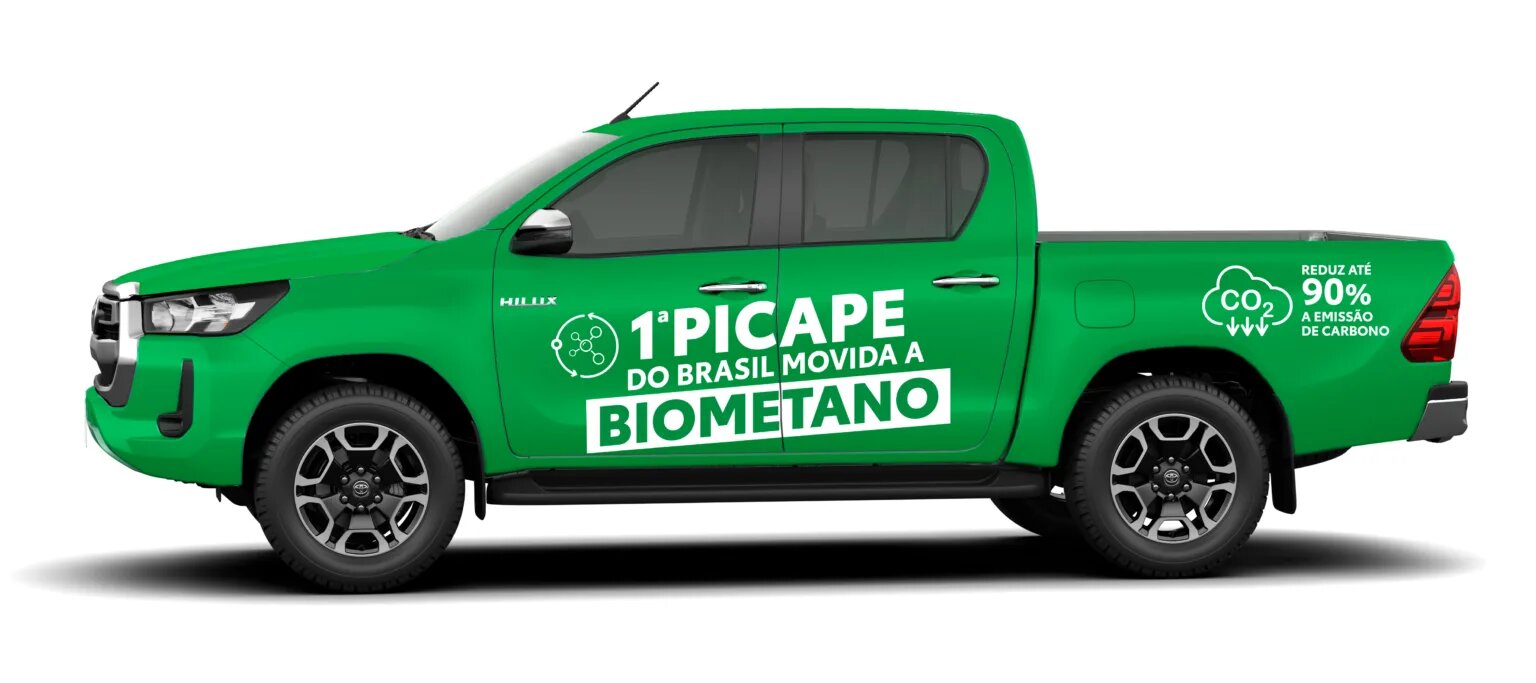 Toyota apresenta Hilux movida a biometano na Agrishow 2025 