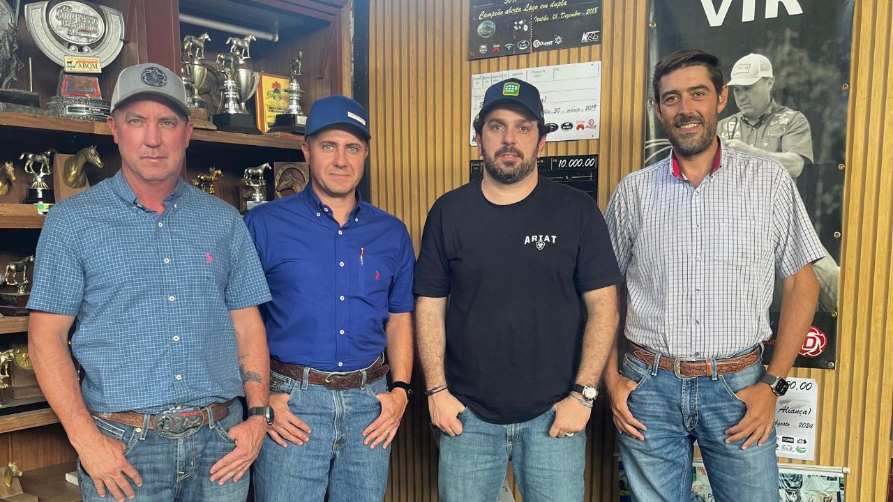 Gustavo Lesse - Tiago Bianco - Joao Duprat - Rafael Previtalli - FOR HORSE