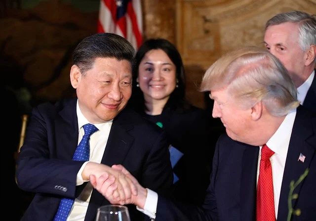 Resposta a Trump: China anuncia tarifas de 34% a importações dos EUA