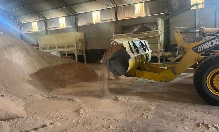 Operação apreende 900 toneladas de farinha adulterada
