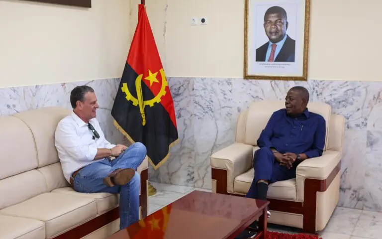 Ministro Carlos Fávaro se reúne com governador de Malanje