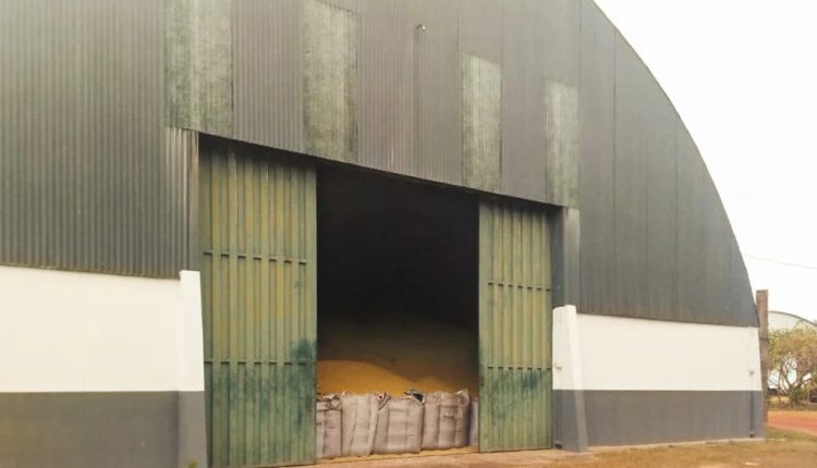 Homem morre soterrado em silo de soja no Rio Grande do Sul