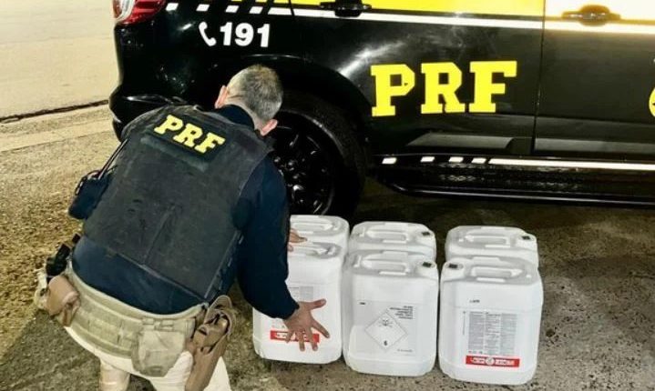 Defensivo agrícola proibido desde 2017 é apreendido em operação policial