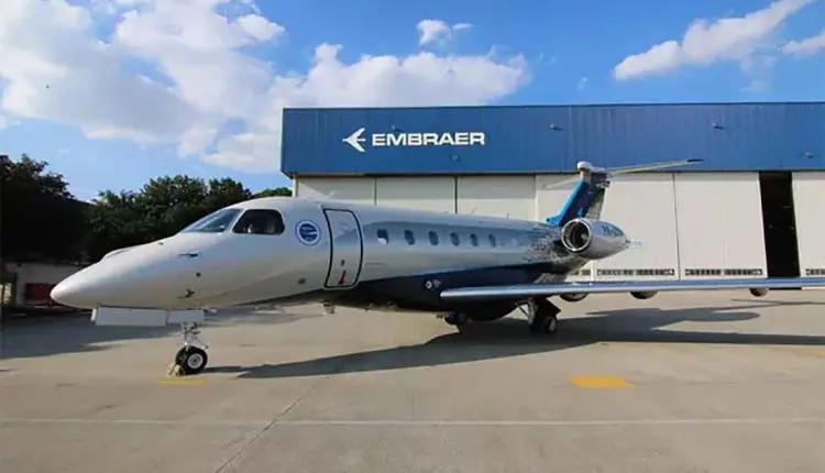 Raízen e SAFPAC fecham parceria global por combustível sustentável de aviação