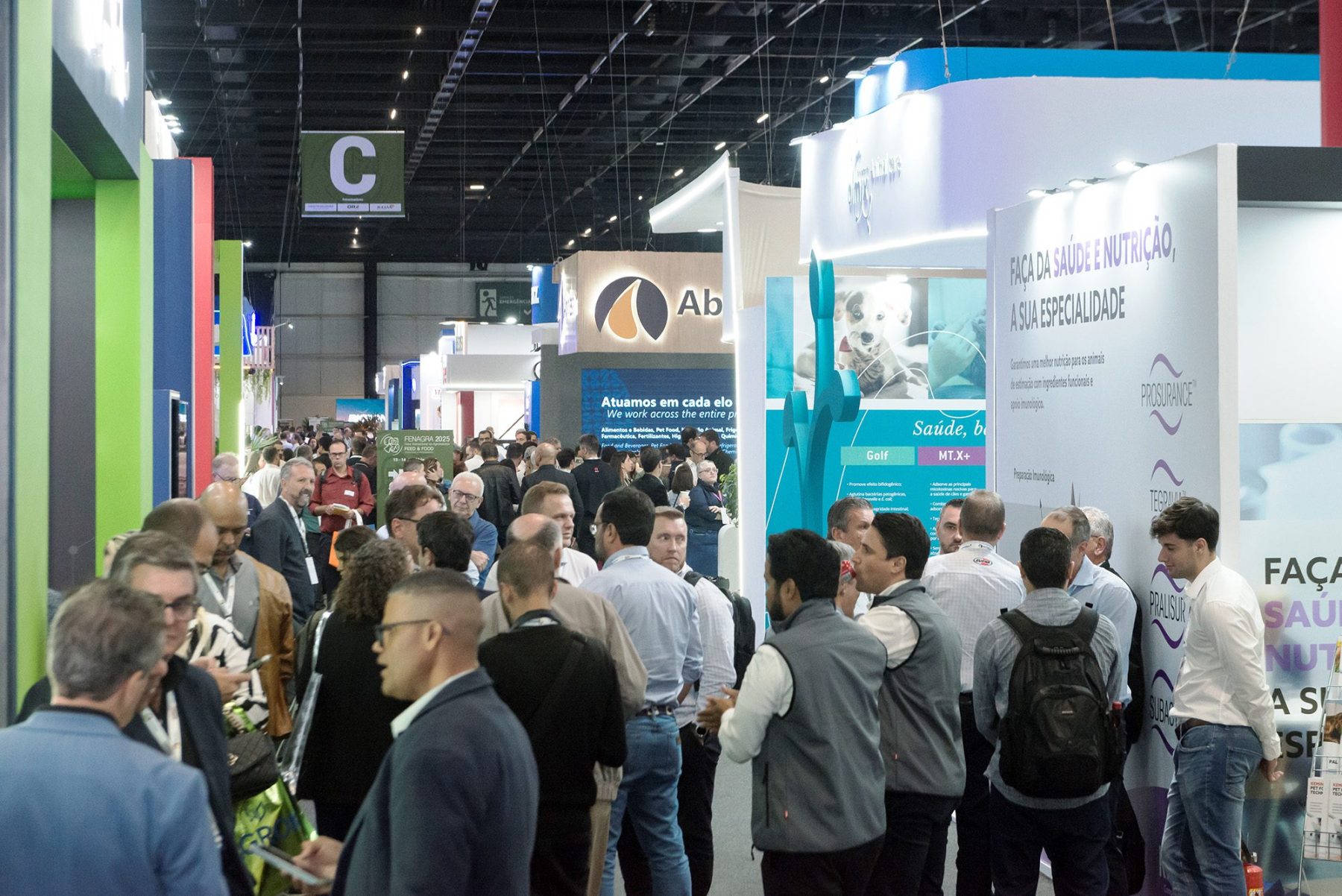 Fenagra 2025 bate recorde de público e gera cerca de R$ 900 milhões em negócios