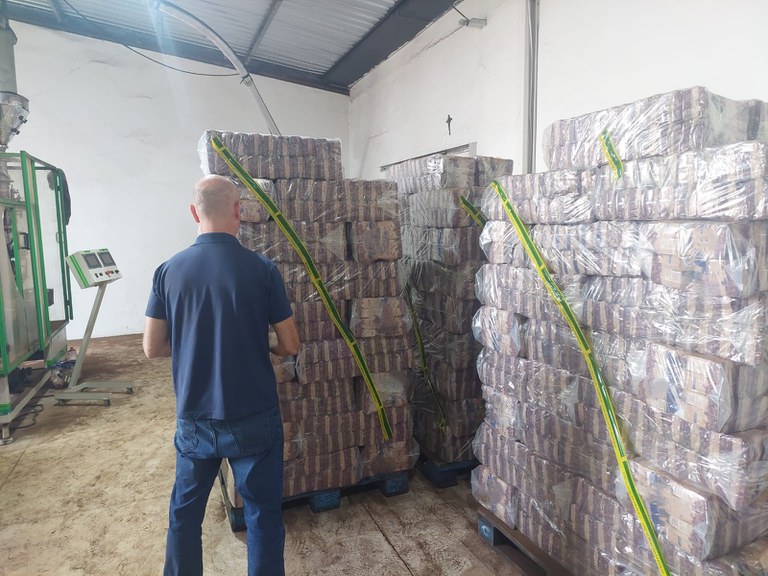 Empacotador de café é interditado em Piraju por condições sanitárias inadequadas