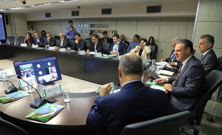 Ministro Fávaro se reúne com Grupo de Trabalho para avançar em proposta de apoio financeiro a produtores do Rio Grande do Sul