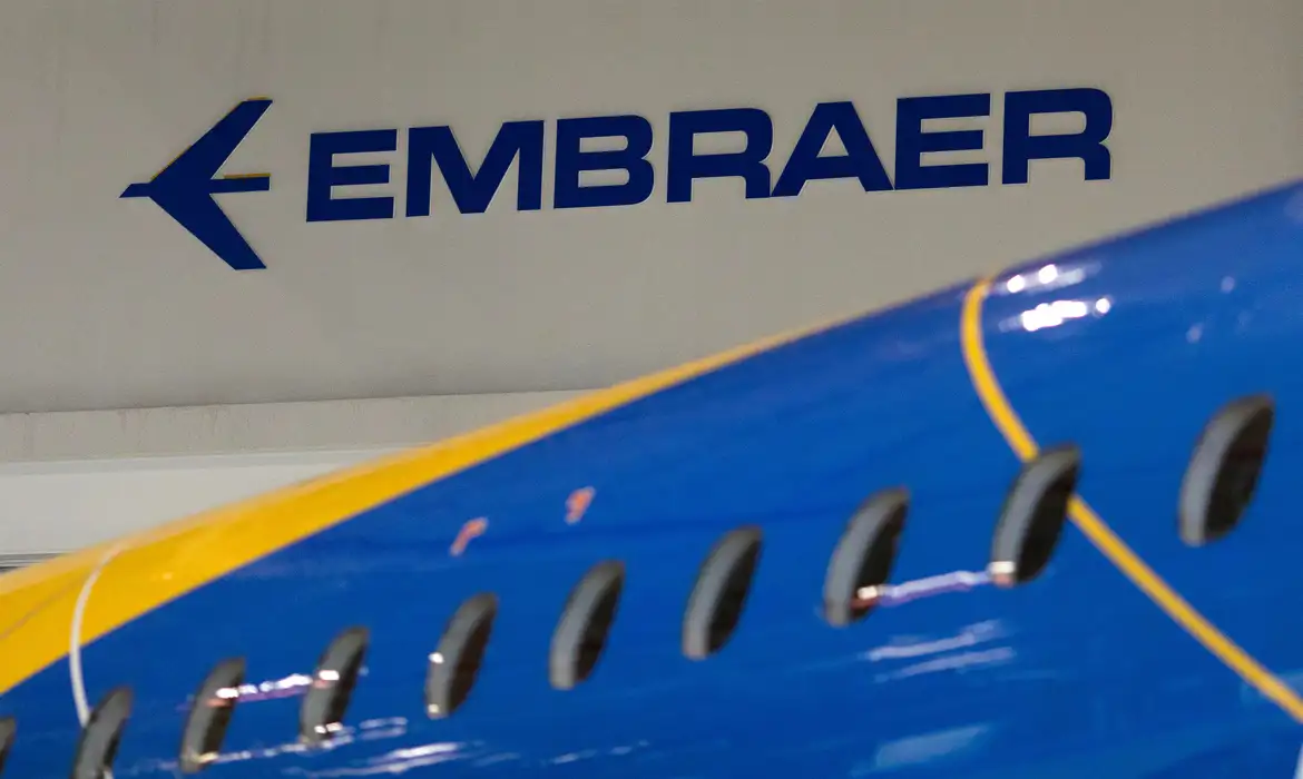 Brasil pede aos EUA exclusão de alimentos e da Embraer da tarifa de 50%, diz fonte