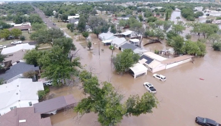 Enchentes no Texas deixam 80 mortos, incluindo 28 crianças