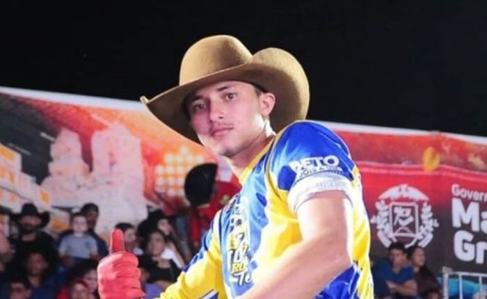 VÍDEO: Peão perde a vida ao ser pisoteado por touro durante rodeio em Mato Grosso