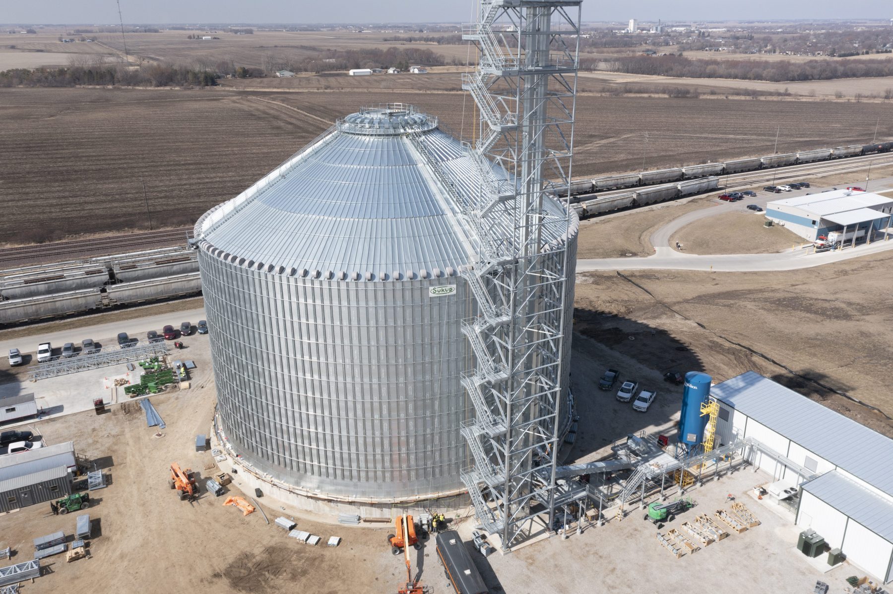 Conheça o maior silo de grãos do mundo, com capacidade para 57.000 toneladas
