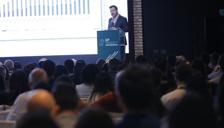 Brasil se consolida como país de excelência mundial em avicultura e forte defesa de sistema sanitário 