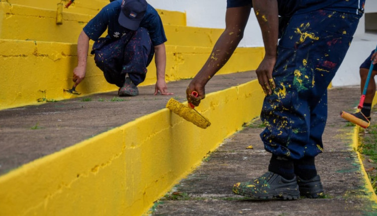Trabalho prisional leva novas cores ao Parque de Exposições Assis Brasil