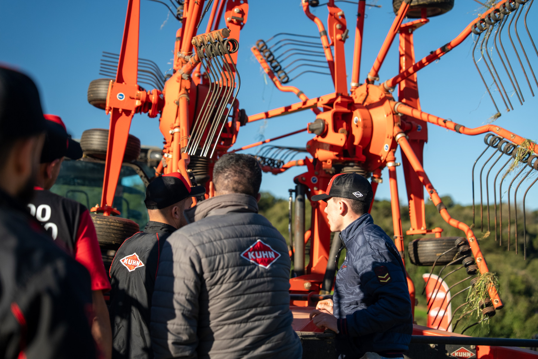 KUHN do Brasil registra 39,04% de aumento em vendas na linha de fenação e planeja ações para os próximos meses
