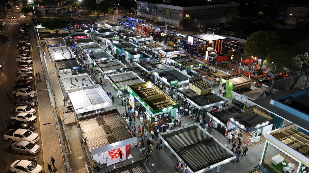 Mossoró se transforma na capital mundial da fruticultura com o início da Expofruit 2025
