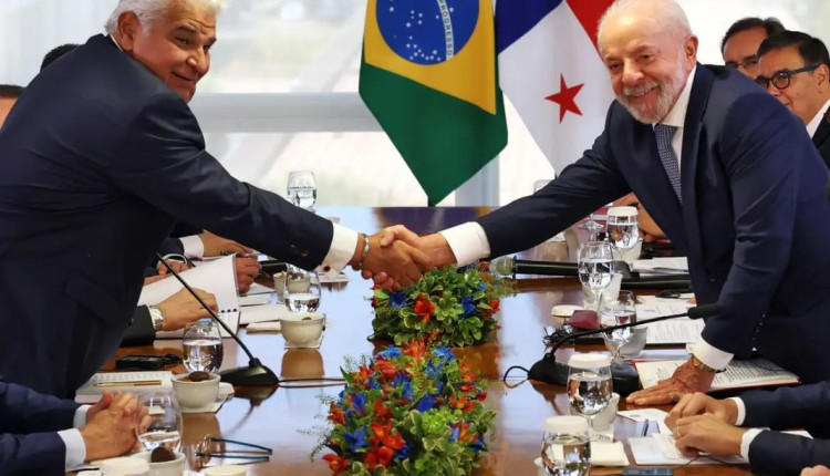 Brasil e Panamá assinam atos em logística, agricultura e pecuária; Embraer assina acordo