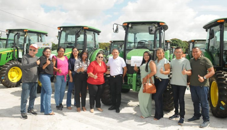 Mapa entrega máquinas agrícolas para 33 municípios do Piauí