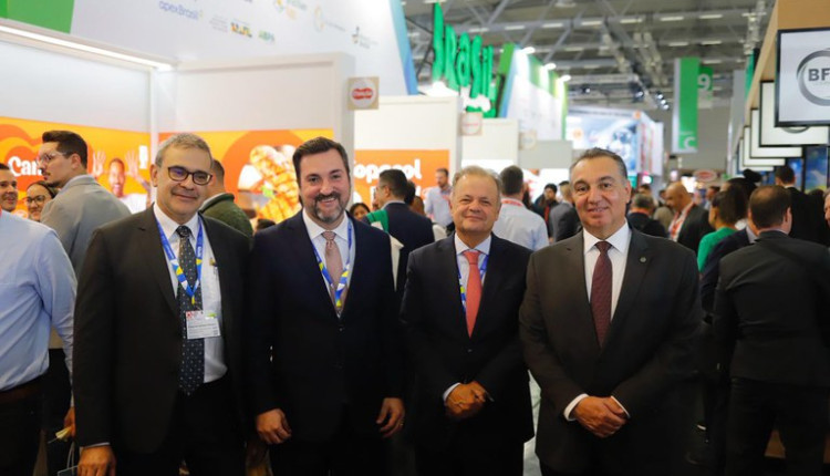 Mapa participa da Anuga 2025 na Alemanha e visita fazenda modelo voltada à inovação agrícola