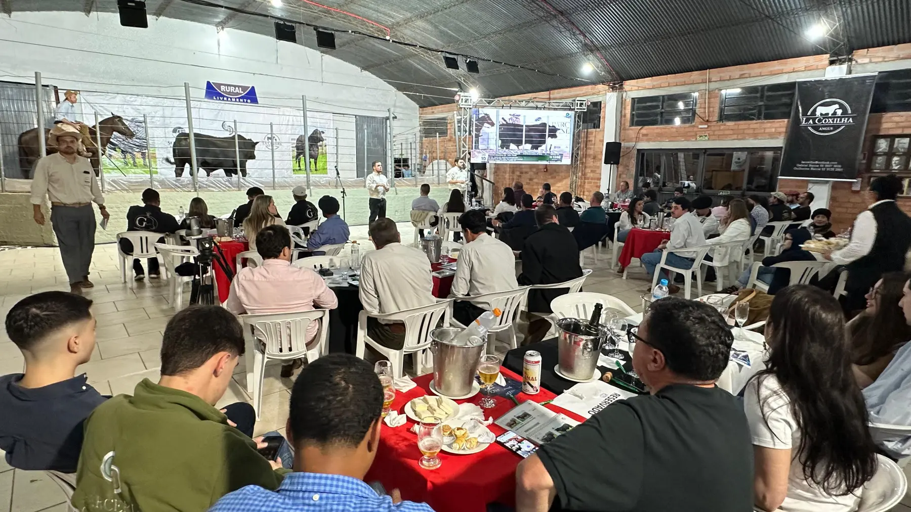 Parceria genética abre Expofeira de Livramento com recorde de vendas