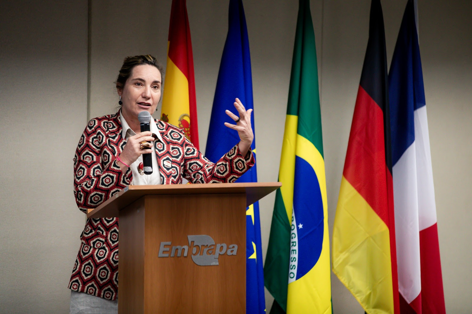 Plano Brasil-Euroclima 2025-2026 é apresentado na Embrapa