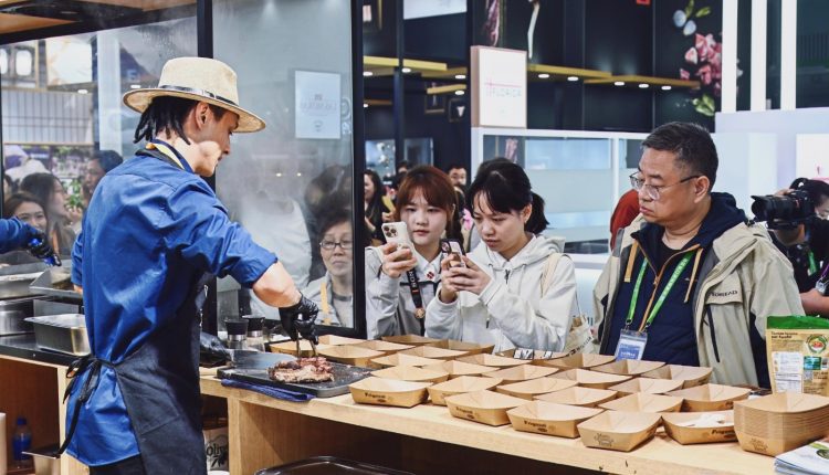 Carne de MT conquista destaque e paladares na maior feira de importação da China