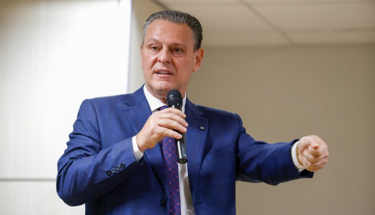 Ministro Fávaro destaca que fim do tarifaço reforça diálogo entre Brasil e EUA