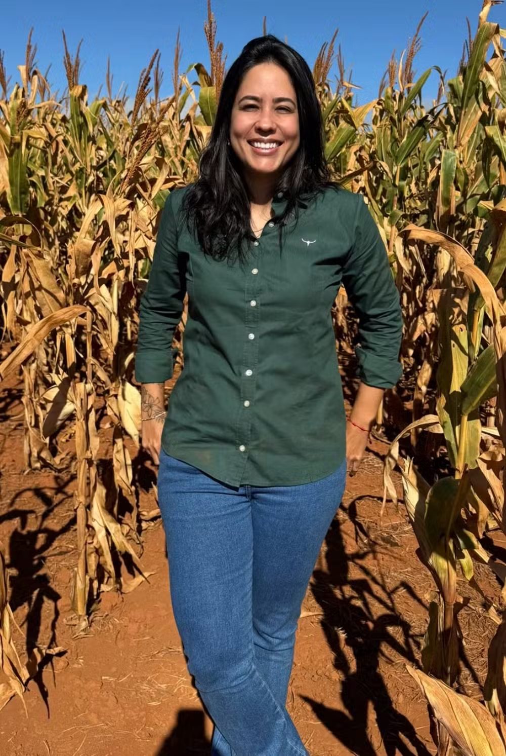 Conheça Monyque Isabella, a filha do cantor Leonardo que construiu sua carreira no agro