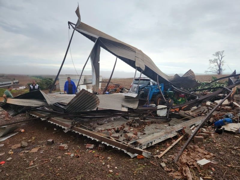 temporal oeste do parana