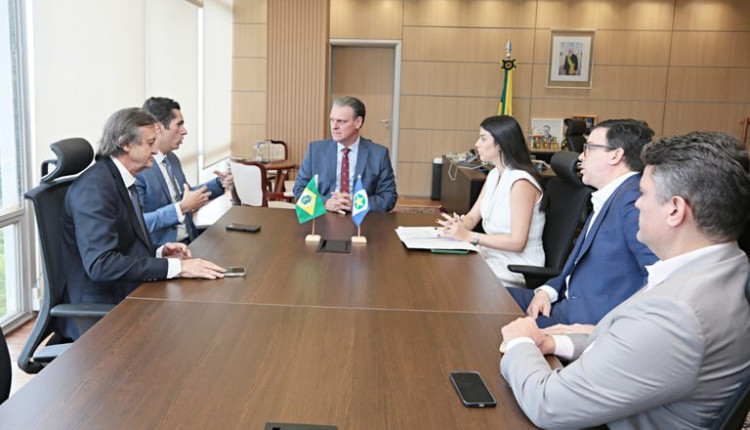 Fávaro discute ações para fortalecer a agropecuária no Ceará