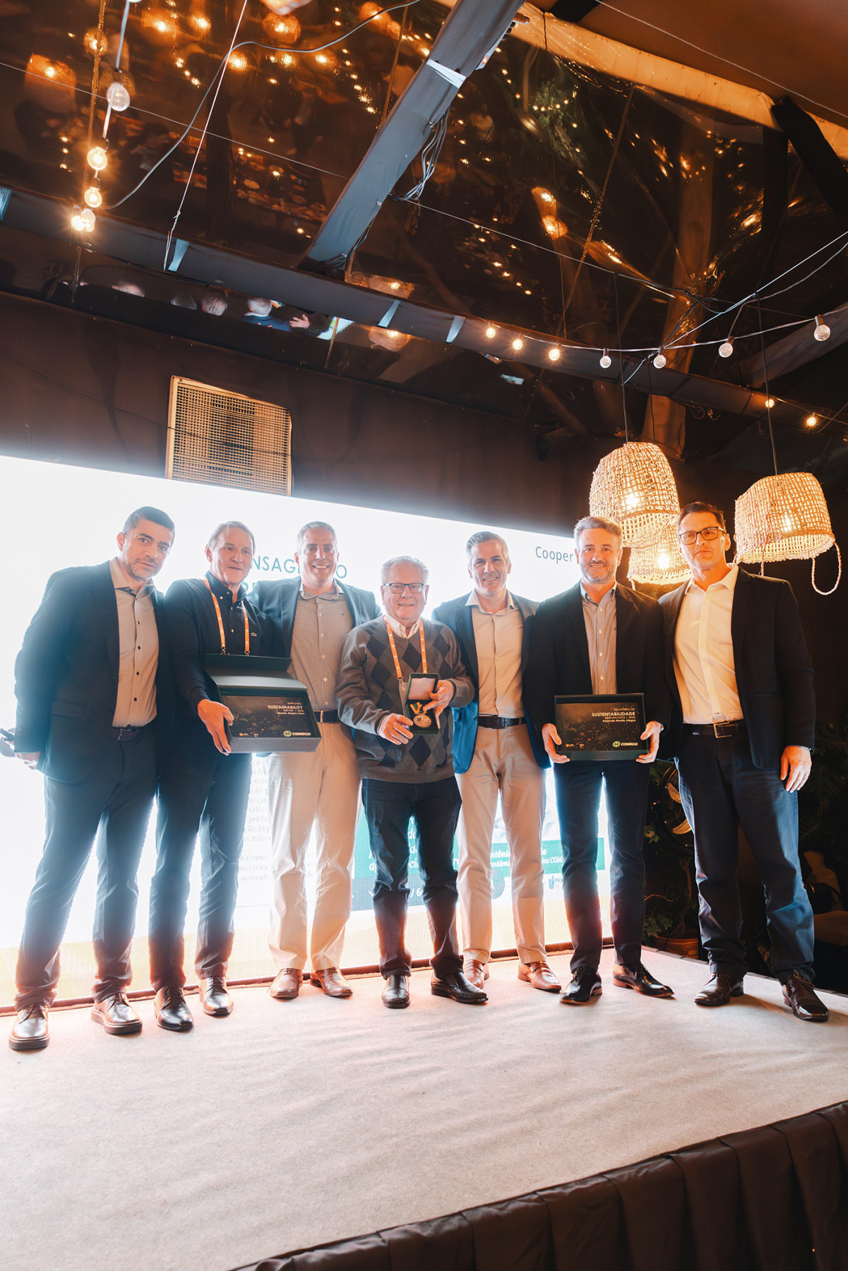 UPL homenageia cinco cooperativas e a Embrapa Soja por ações de sustentabilidade