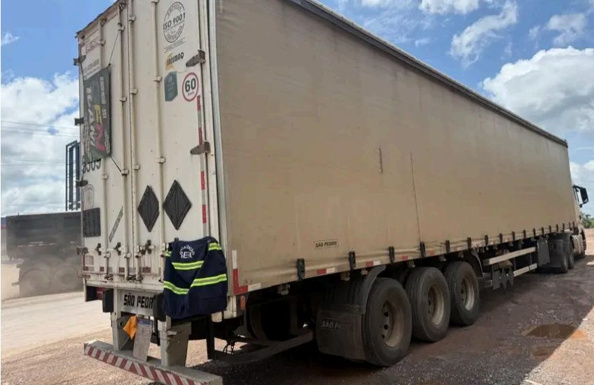 Carga milionária: Fiscais apreendem 17,4 mil garrafas de uísque