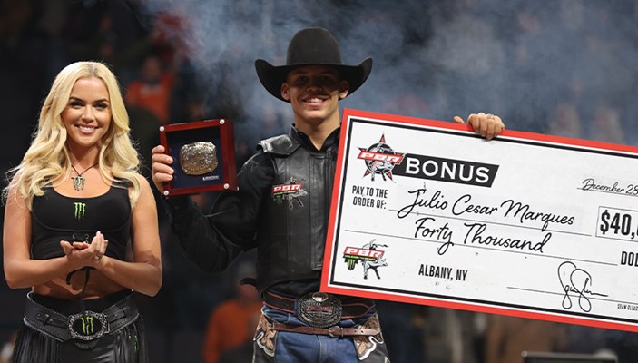 Julio Cesar Marques - peao de rodeio - pbr