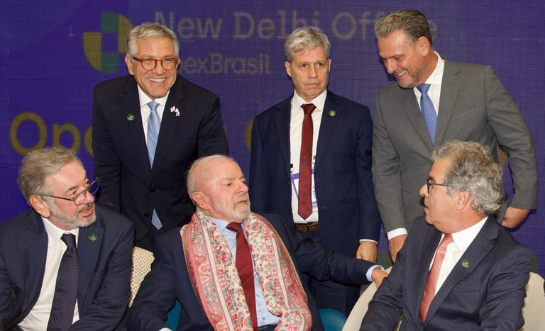 Ministro Fávaro participa da inauguração do primeiro escritório da ApexBrasil na Índia