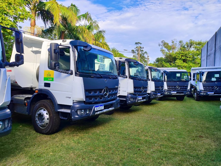 Mapa entrega máquinas e veículos agrícolas em Santa Catarina