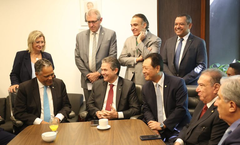 Comissão de Agricultura da Câmara recebe ministro André de Paula e reforça diálogo em defesa do agro brasileiro