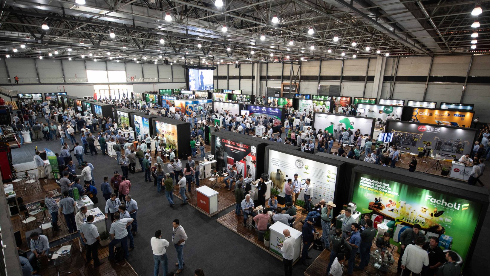 Acricorte 2026 reúne líderes da pecuária nacional em Cuiabá