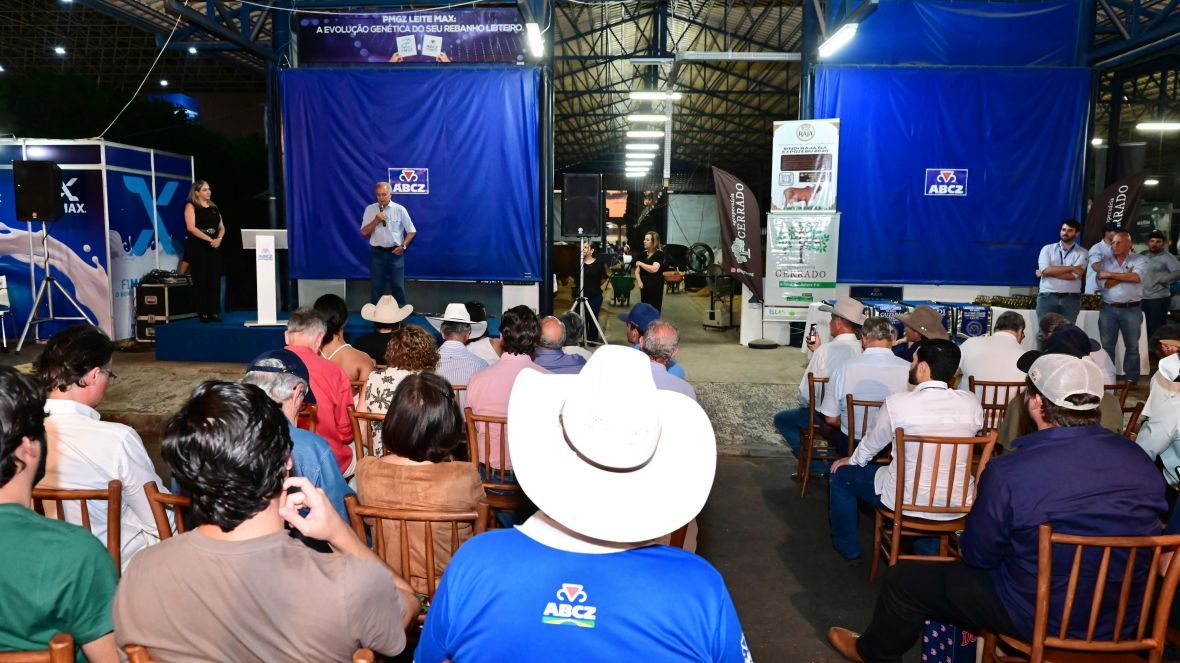 Vaca supera 72 kg de leite no concurso leiteiro da 91ª ExpoZebu e confirma avanço do Zebu tropical