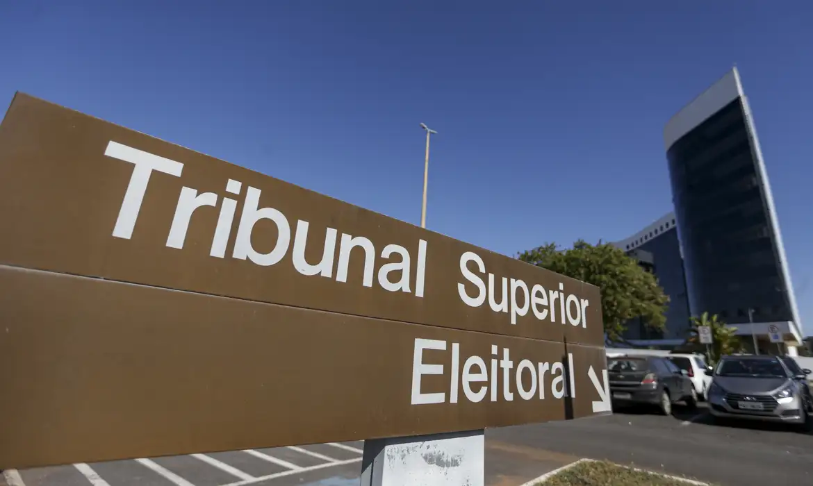 TSE ordena remoção de post falso sobre uso de droga em ato pró-Lula