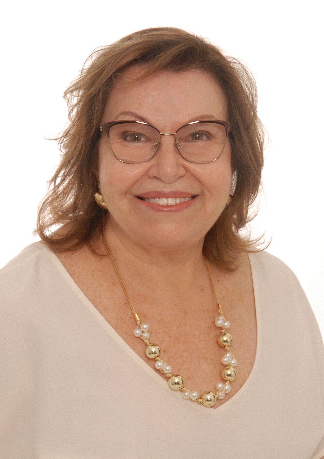A revista é conduzida pela editora-chefe, Profa. Dra. Irenilza de Alencar Nääs