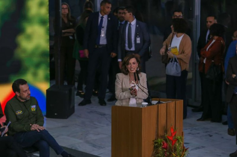 Governo do Brasil reforça o programa Terra à Mesa com R$ 413,4 milhões para adaptação climática da agricultura familiar