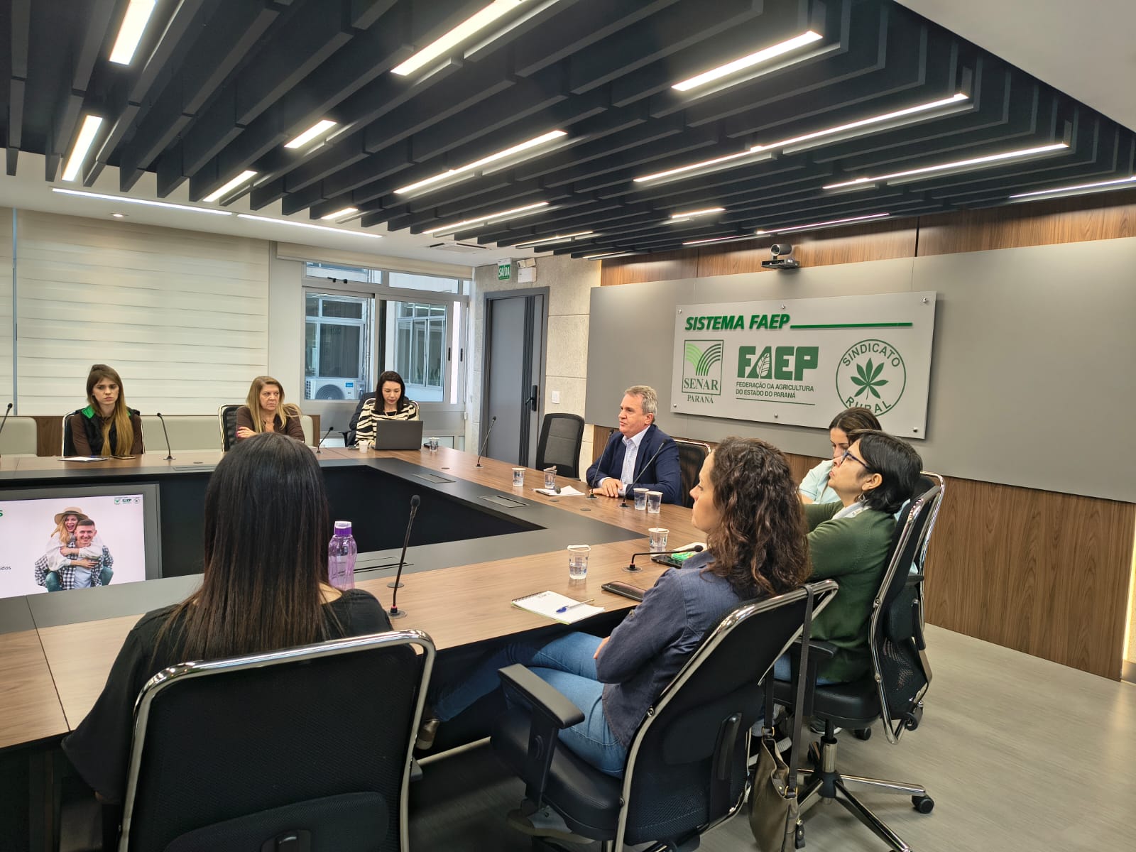 Sistema FAEP promove maratona de orientação sobre Reforma Tributária pelo Paraná