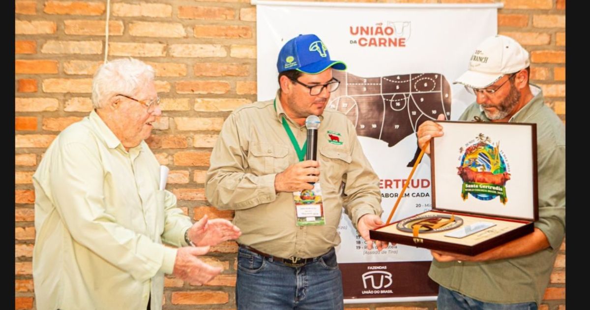 Henricus Joseph Beckers recebendo homenagem do Santa Gertrudis