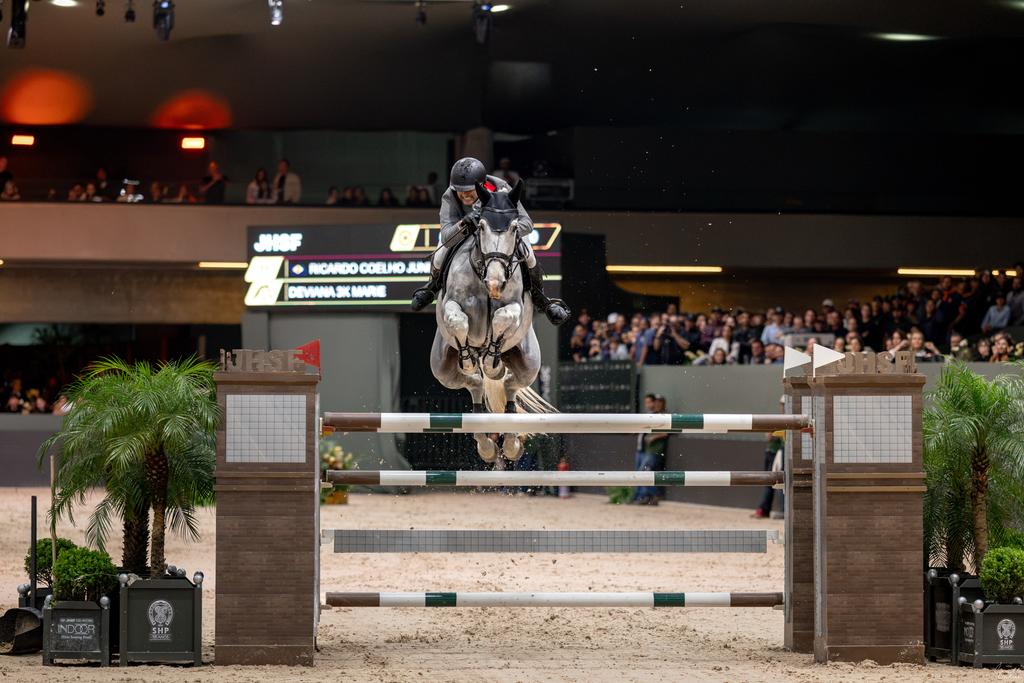 Ricardo Coelho Junior e Deviana 3K brilham no GP Internacional do 36º JHSF Indoor e conquistam título inédito