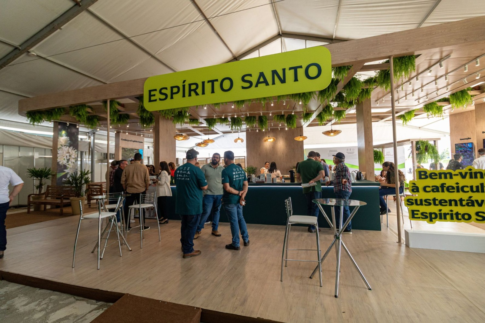 Feira Internacional do Café Conilon 2026 reúne três gigantes do cooperativismo do Espírito Santo